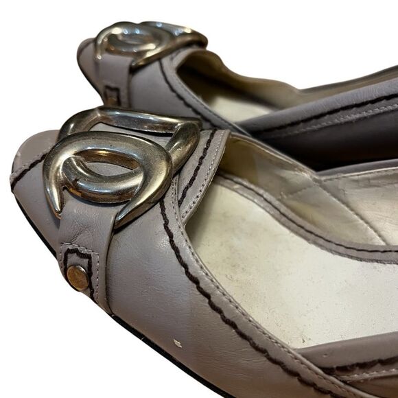 Taupe Zara Women’s Heels size 37 Gold Tone Metal Detail. Contrast Stitching - Picture 11 of 14